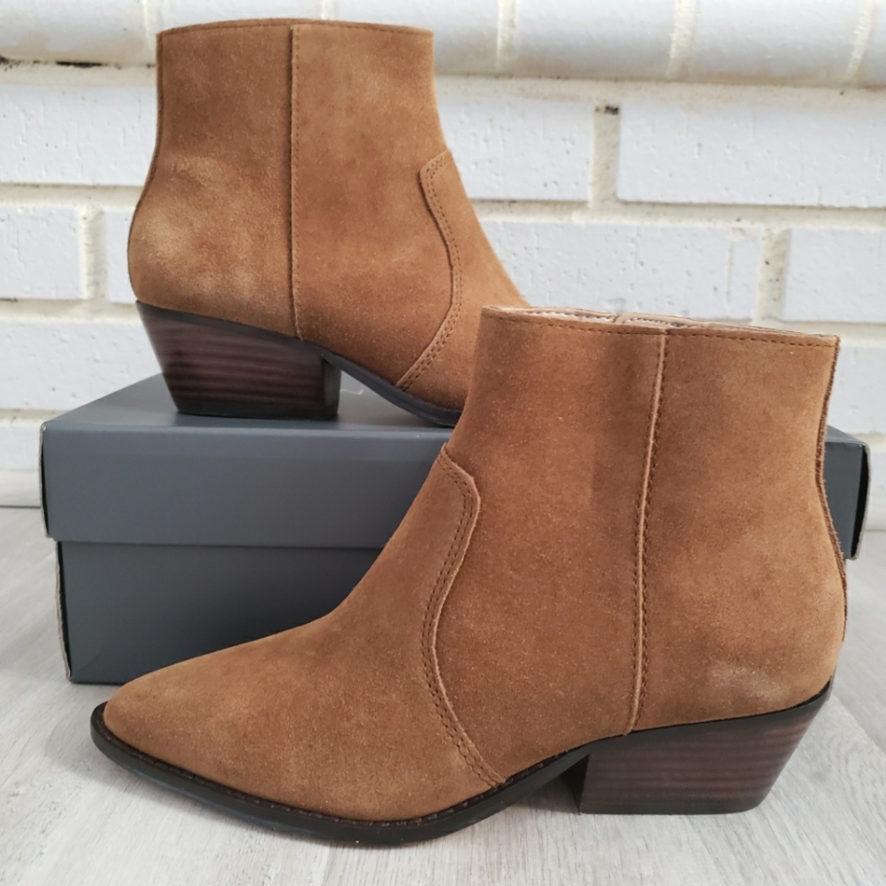 NEW Ann Taylor Ophera Suede Flat Booties SZ 5 - Picture 2 of 11